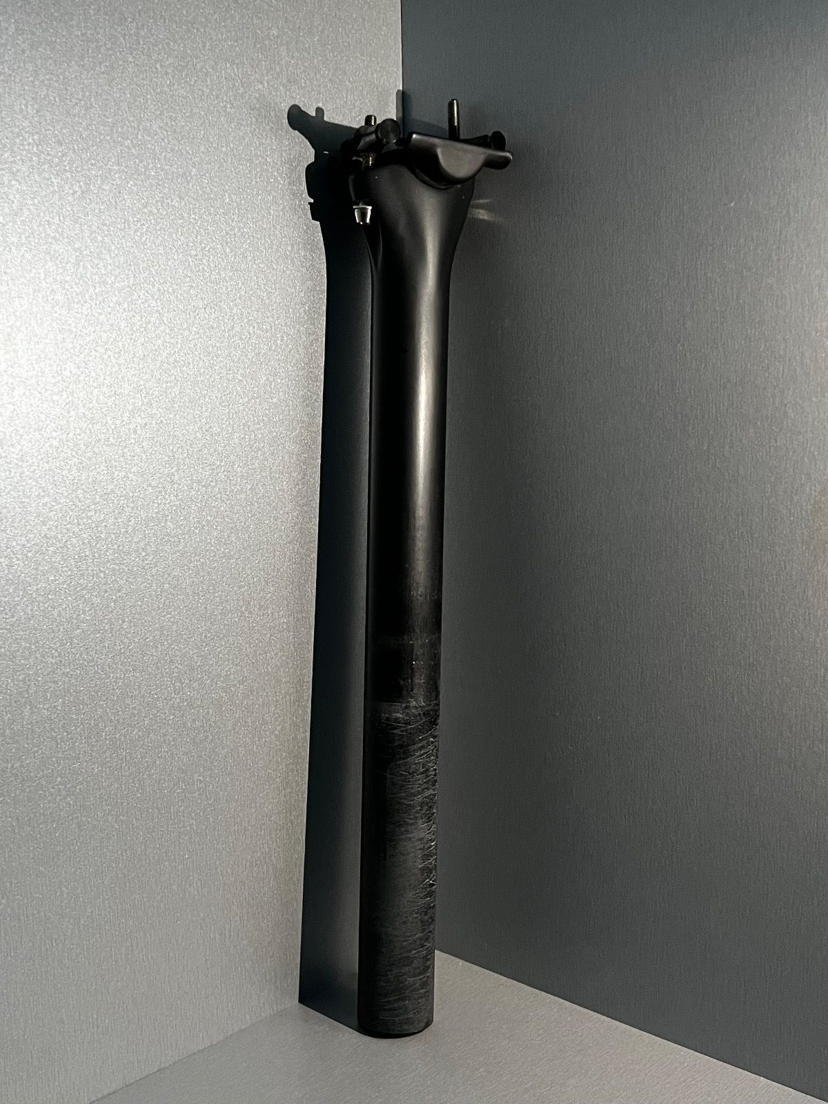 Карбоновый подседельный штырь 31.6мм