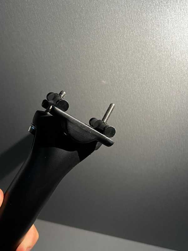 Карбоновый подседельный штырь 31.6мм