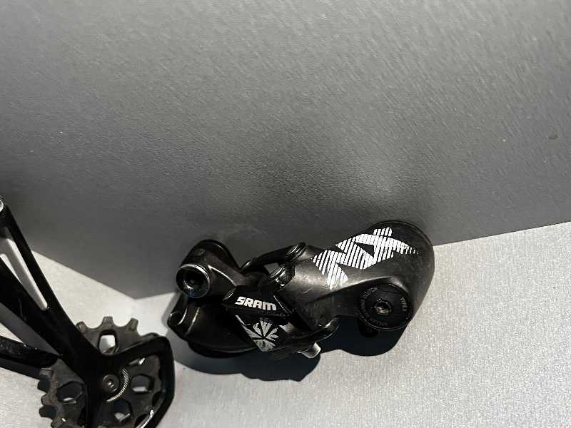 Задний переключатель sram nx на запчасти