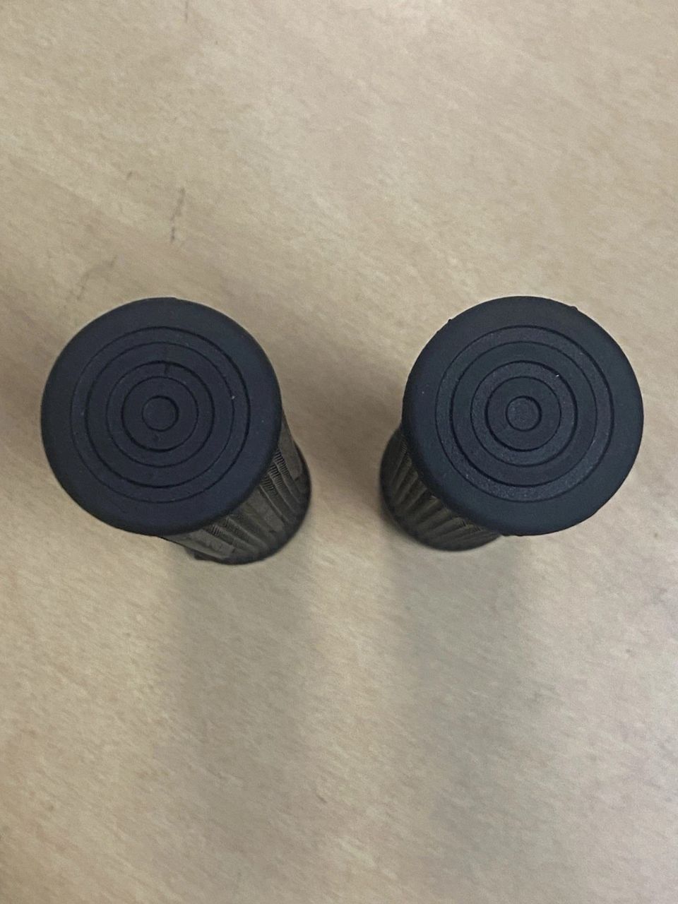 Новые грипсы Santa Cruz House