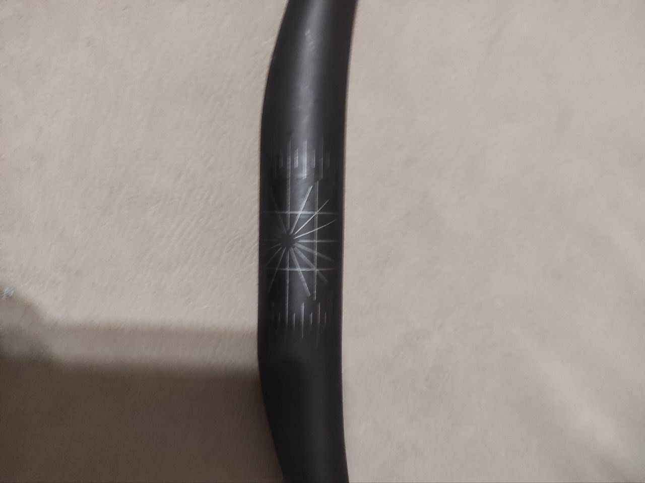 Шикарный новый руль Santa Cruz 800мм 20мм райз