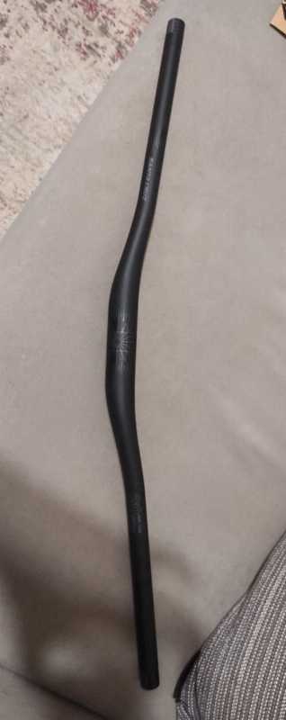 Шикарный новый руль Santa Cruz 800мм 20мм райз