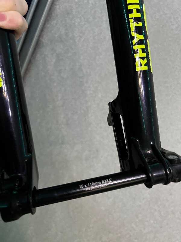 Вилка fox rytmnh 32