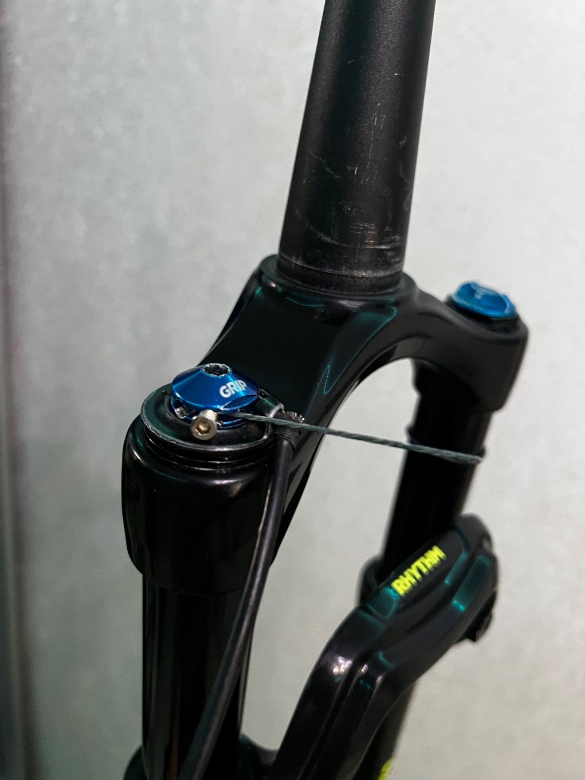 Вилка fox rytmnh 32