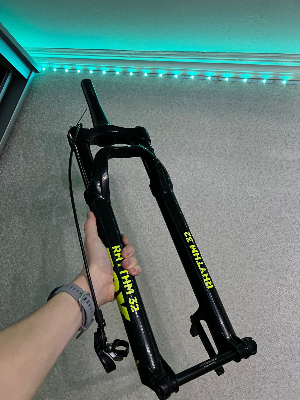 Вилка fox rytmnh 32