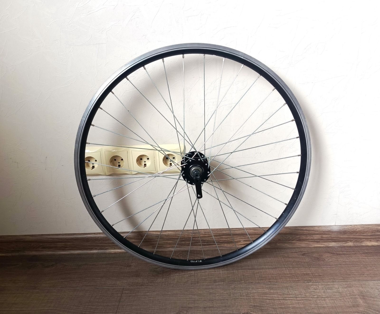 Колесо переднее 26 на промах (под дисковый и ободной тормоз)