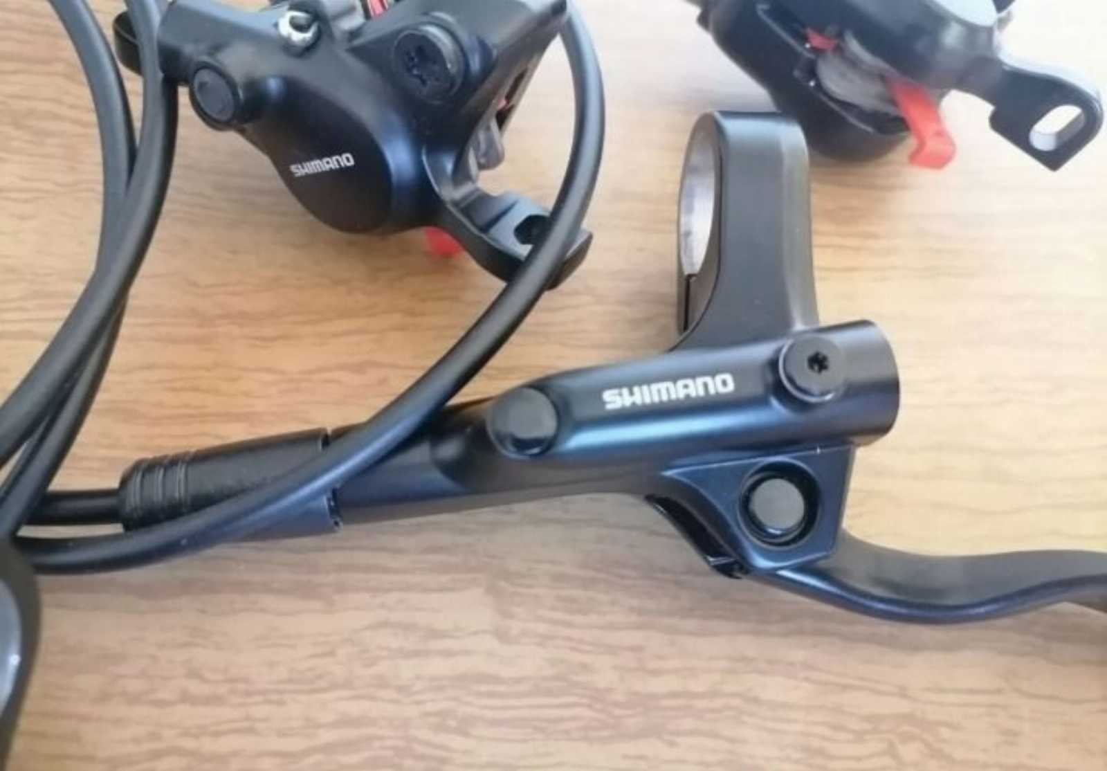 Тормоза Shimano MT200
