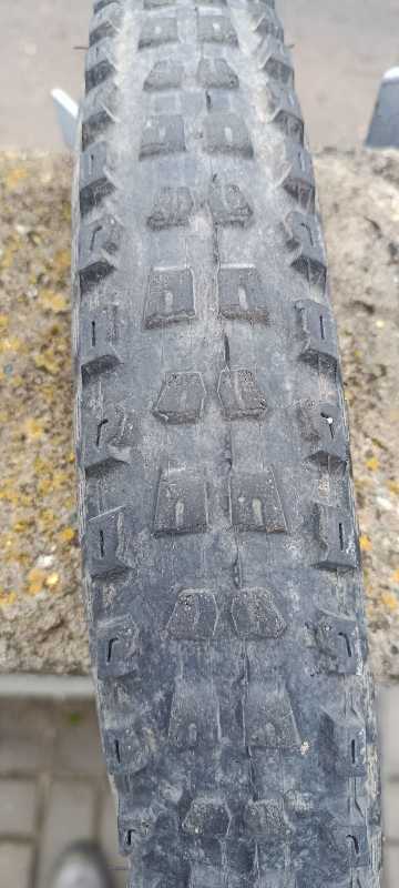 Specialized butcher 29*2.3 tlr 40 руб