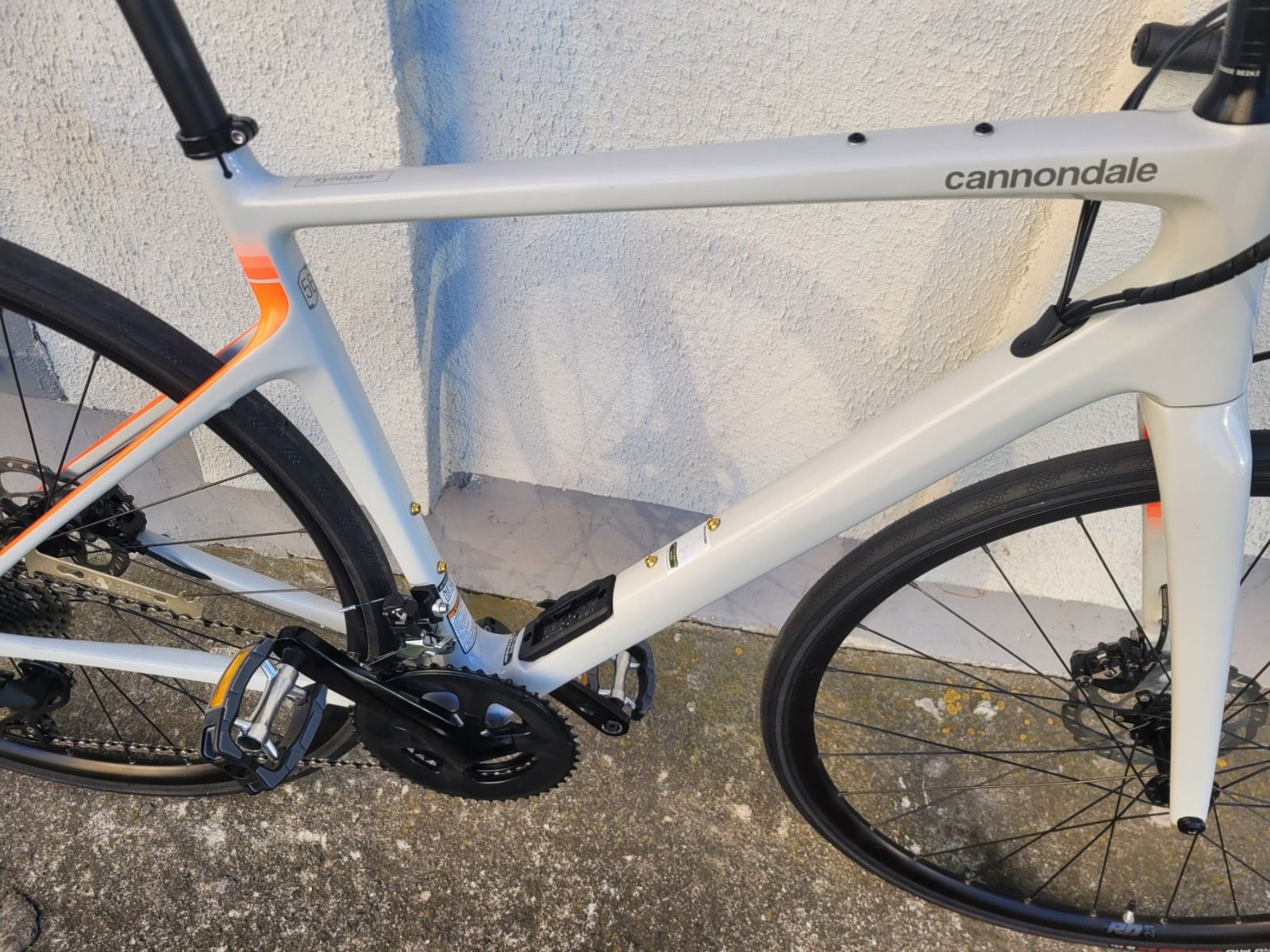 Карбоновый велосипед Cannondalle Syhapse 2024 год.