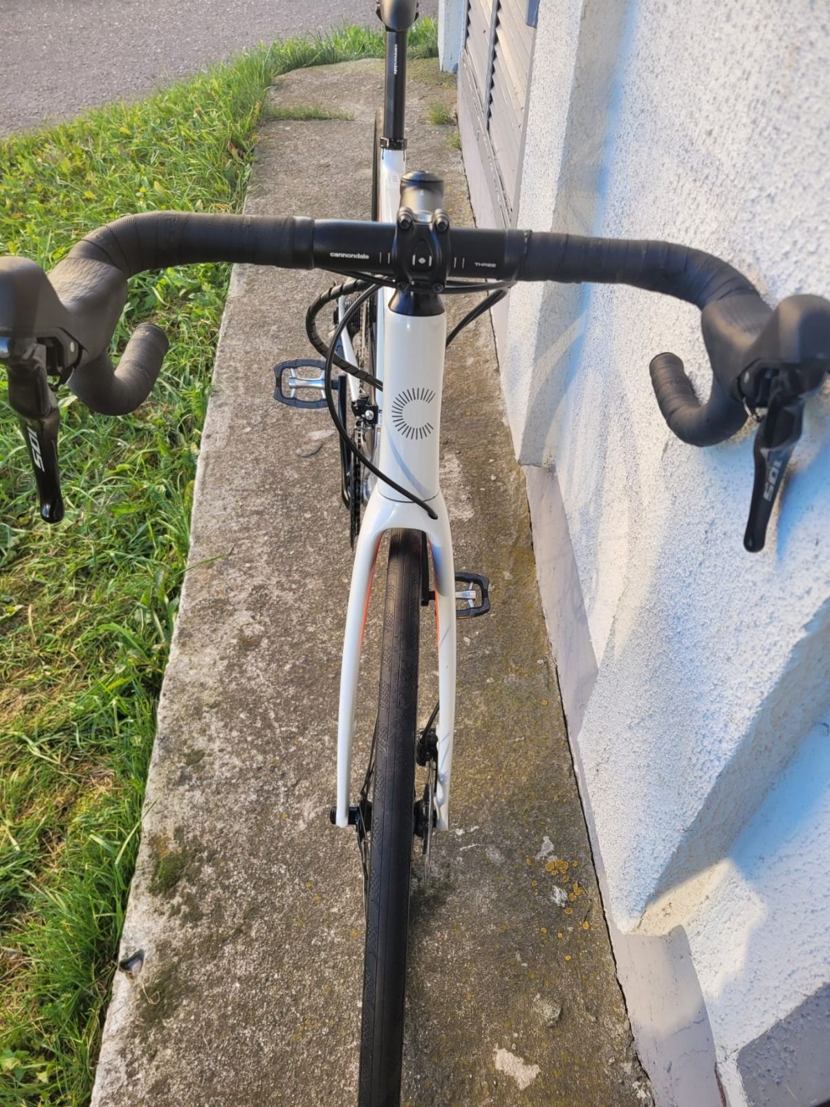 Карбоновый велосипед Cannondalle Syhapse 2024 год.