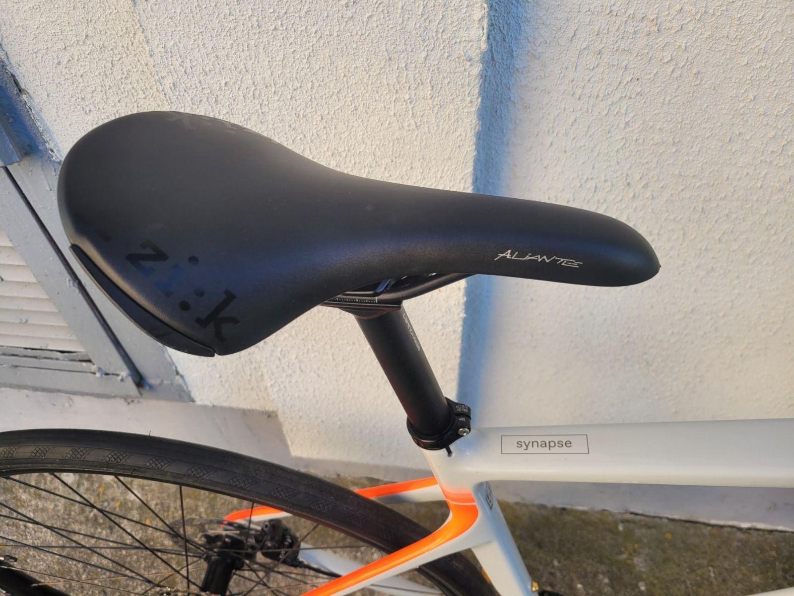 Карбоновый велосипед Cannondalle Syhapse 2024 год.