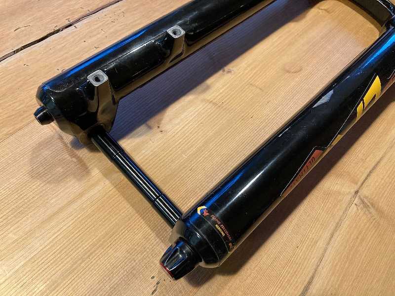 RockShox Lyrik Ultimate RC2 27,5