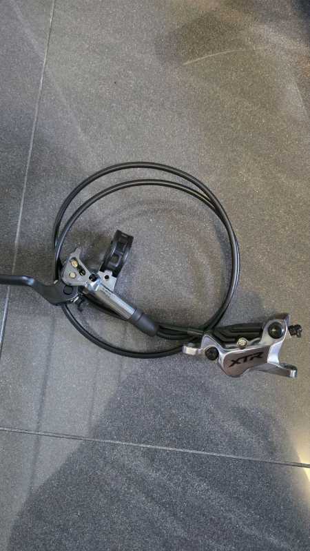 Передний тормоз Shimano XTR M9120