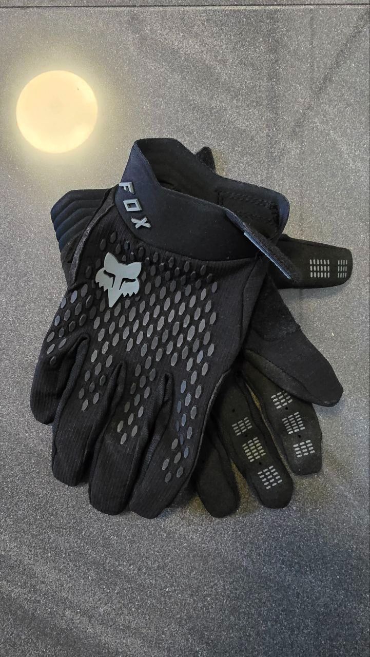Перчатки Fox Racing Defend