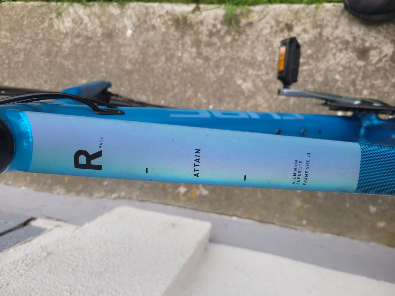 Велосипед CUBE Attain RACE, рама 53см.