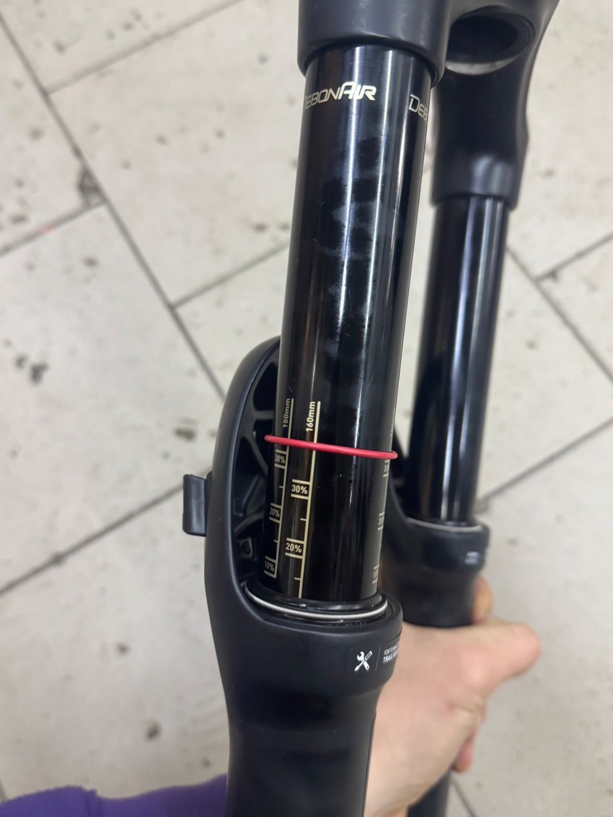 Вилка RockShox Yari RC 29 150 DebonAir