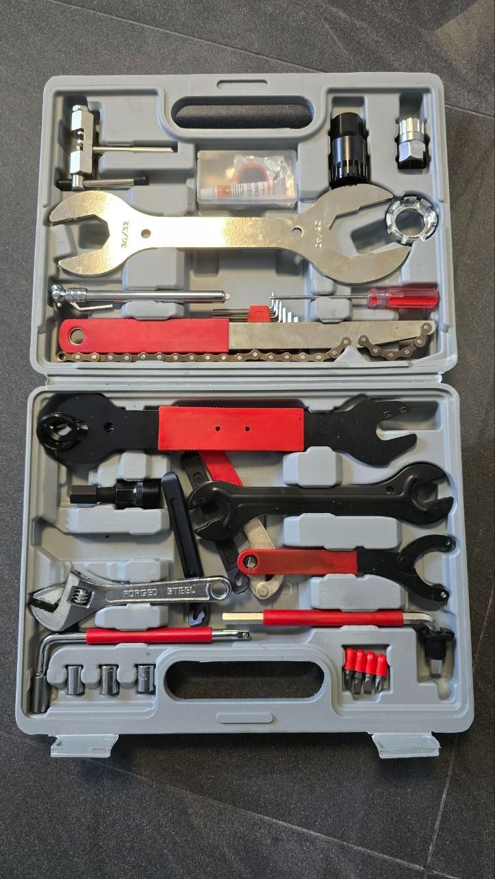 Набор инструментов для ремонта байка