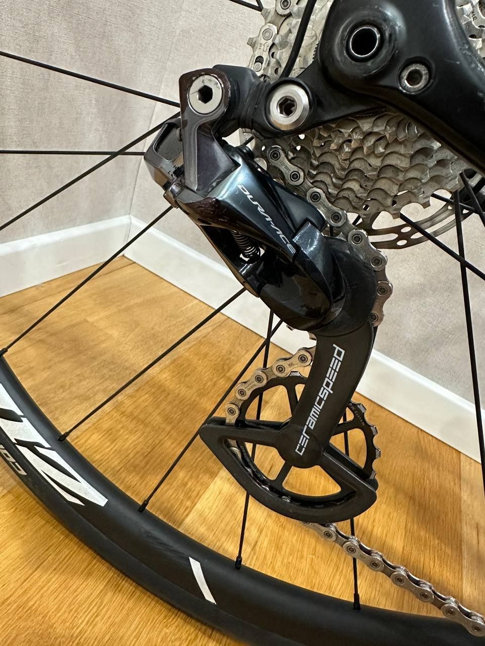 Шоссейный велосипед S-Works Tarmac SL6 Disk размер M (ETT 540mm) Shimano Dura Ace Di2 R9170 Groupset 2x11 speed,