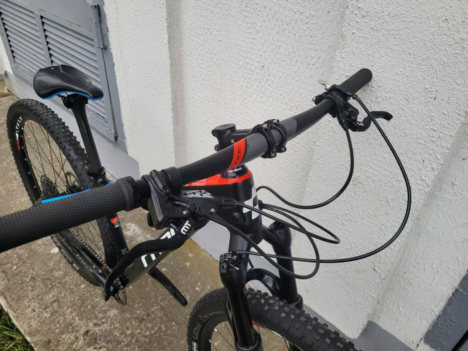 Карбоновый велосипед CUBE Reaction C:62, рама S.