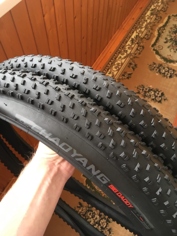 Комплект плюсовых покрышек ChaoYang Big Daddy +27.5x2.8