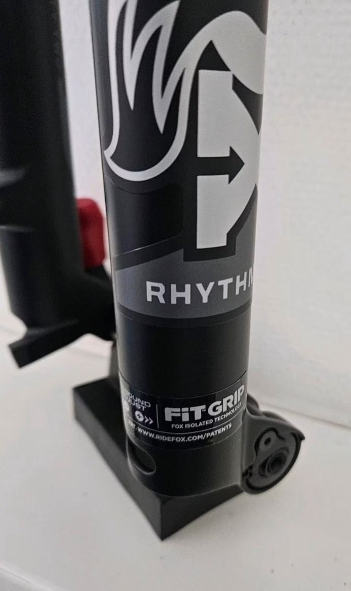 Новый FOX Float Rhythm