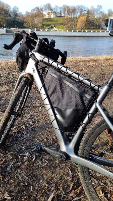 Внутрирамная на шнуровке 2 отдела