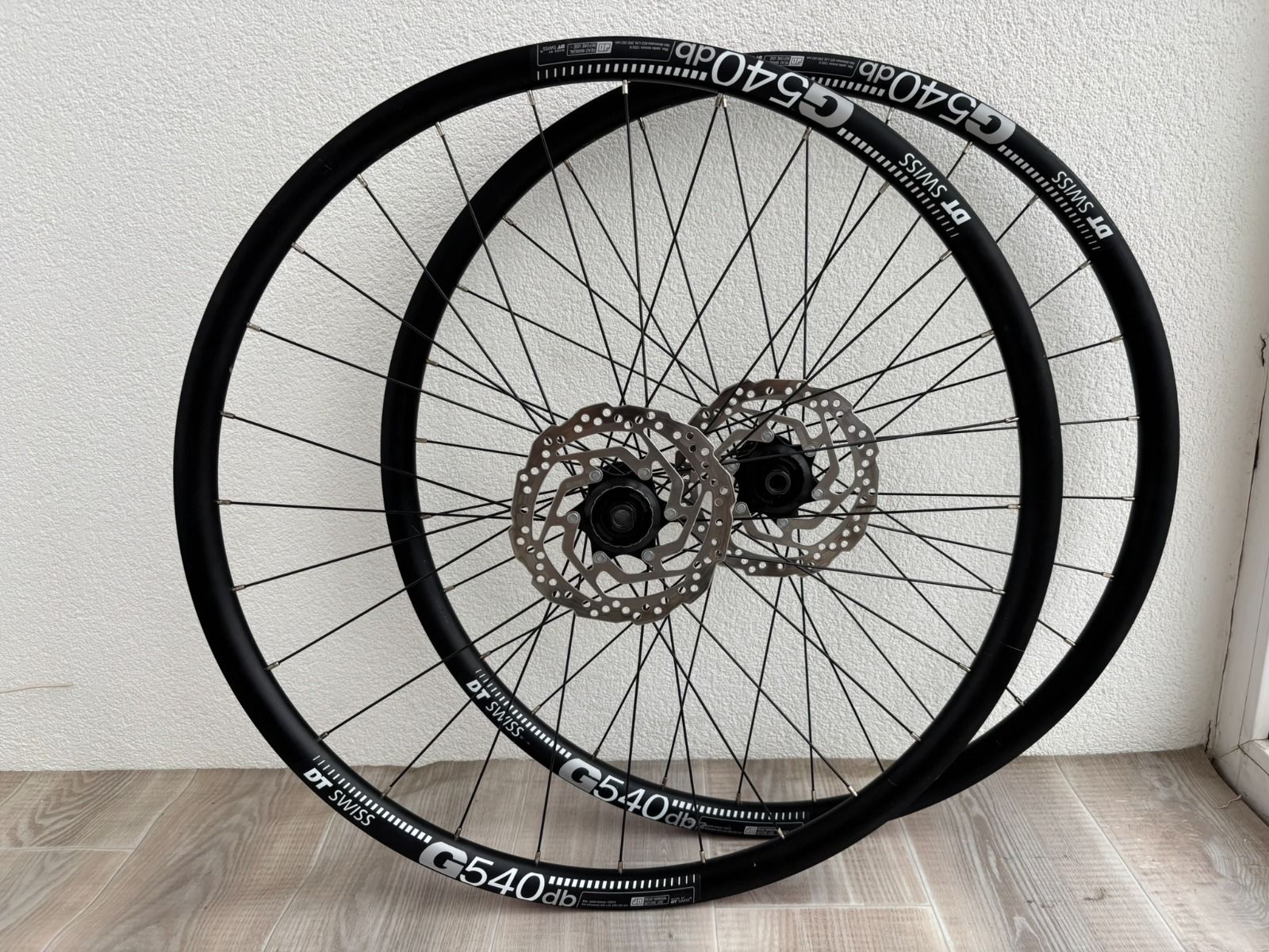 Гравийный вилсет 28