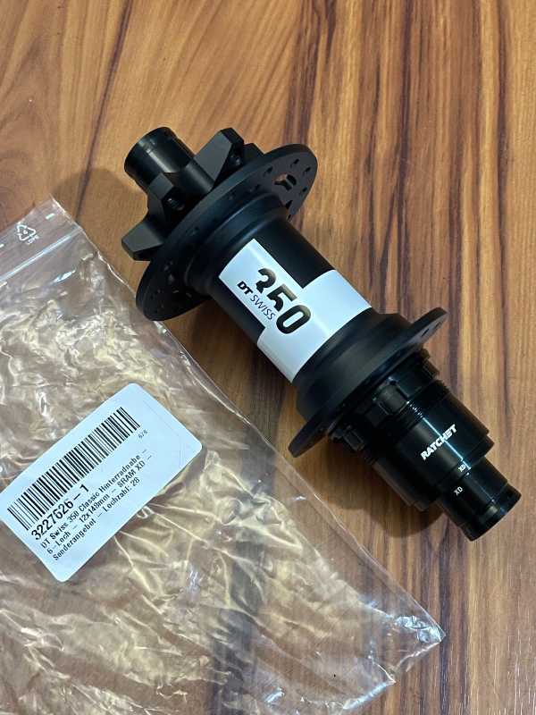 Втулка задняя DT Swiss 350