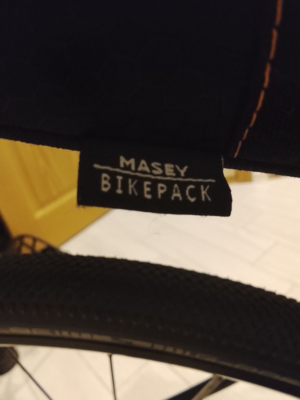 Подседельная сумка