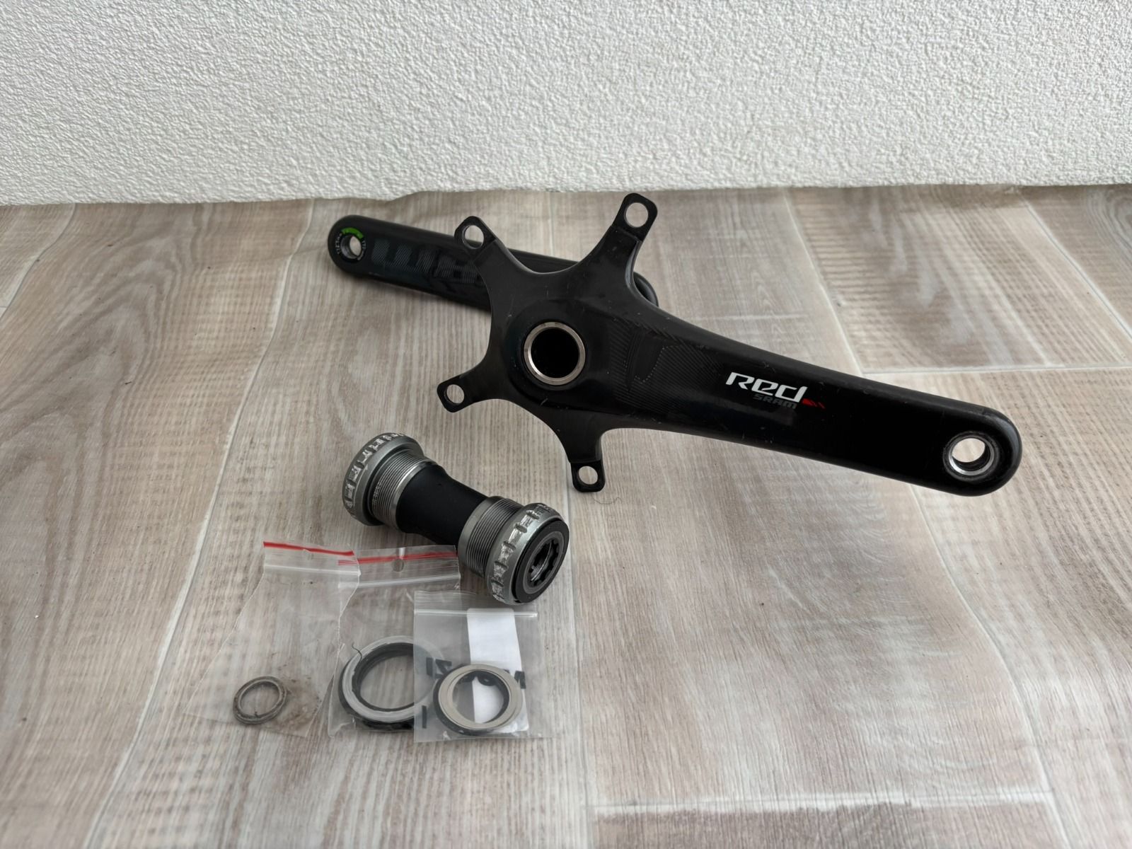 Шатуны карбоновые Sram Red 130BCD 172.5 мм и каретка Sram BSA