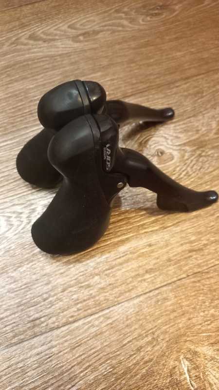 Групсет Sora r3000 (возможно по отдельности)