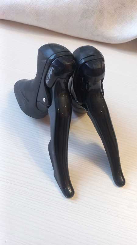 Групсет Sora r3000 (возможно по отдельности)