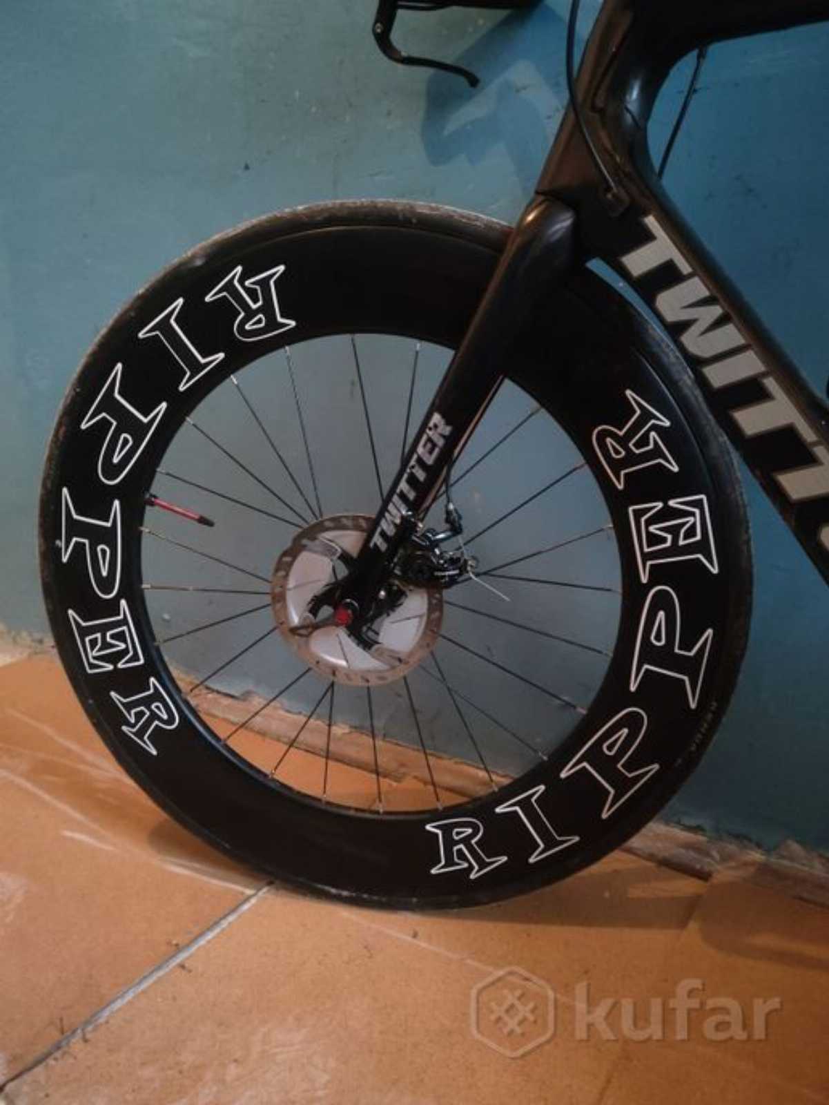 Карбоновые колеса 85мм оси клинчер