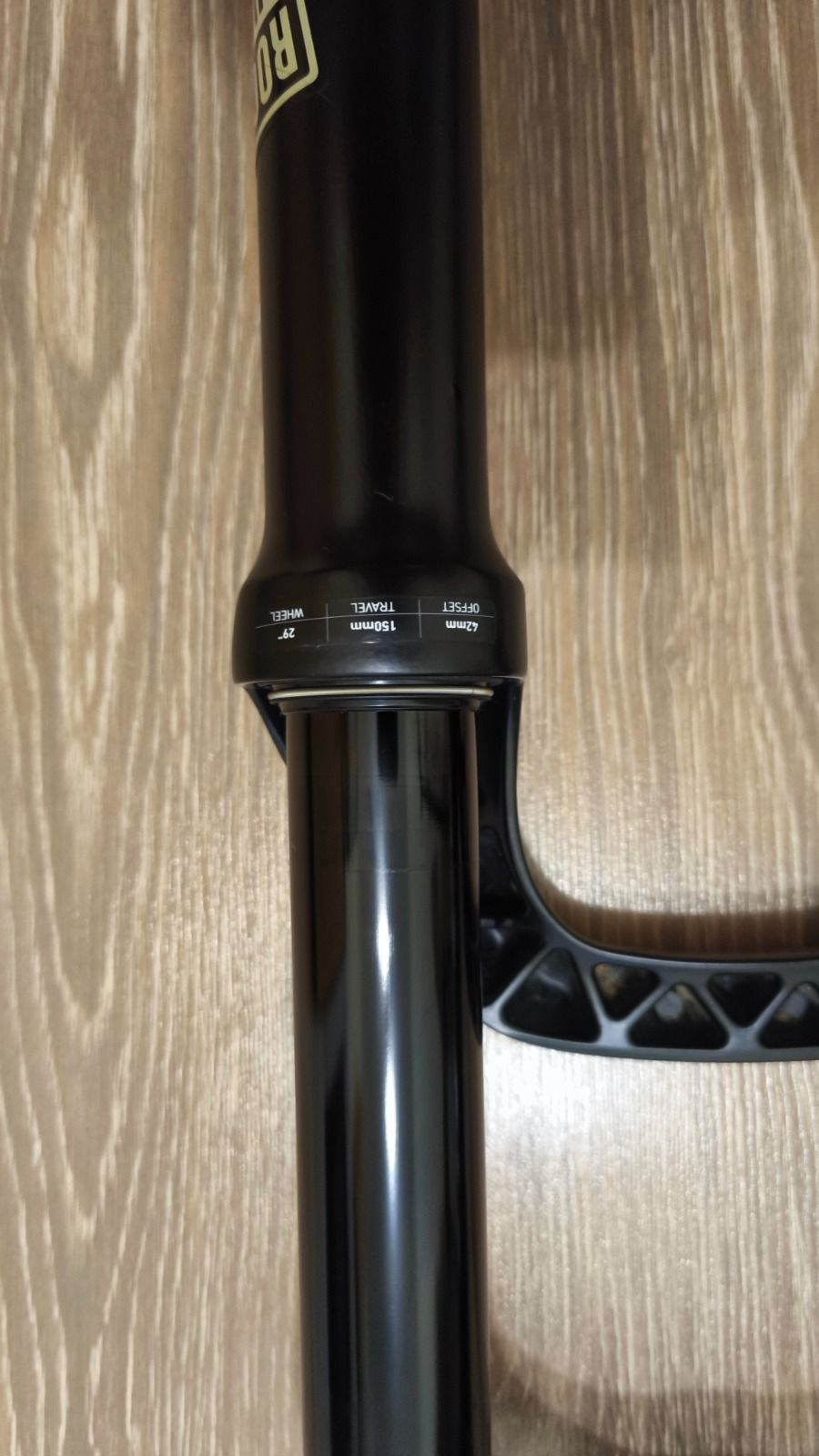 Вилка rock shox yari 29 boost