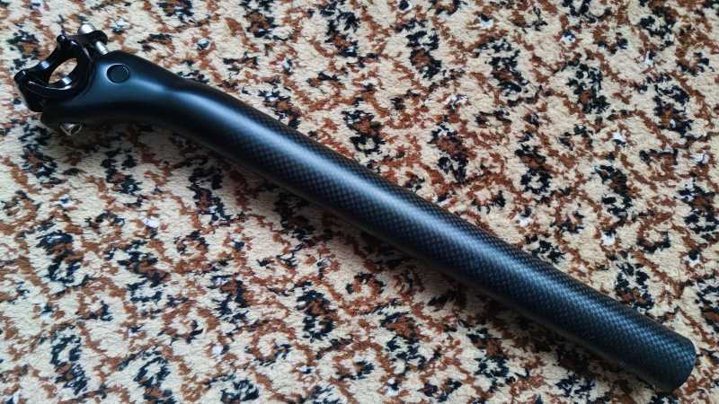 Подседельный штырь карбоновый 31,6