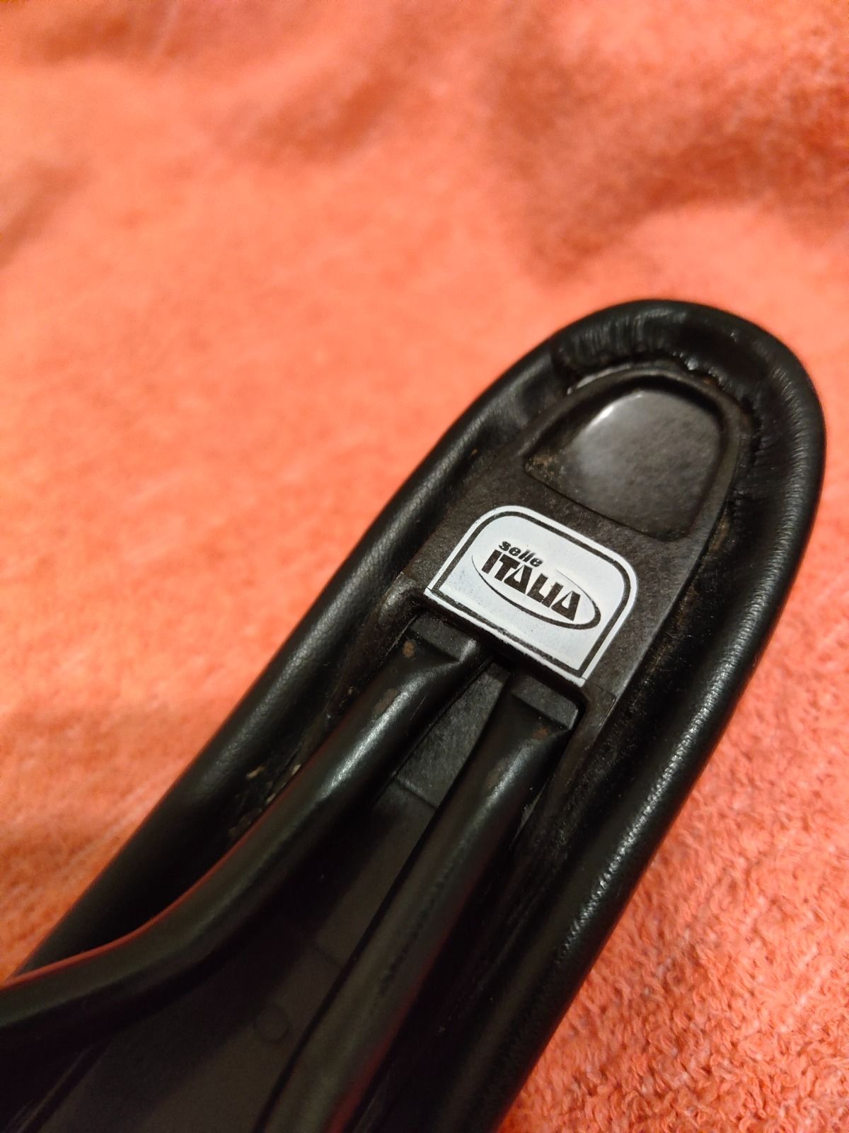 Седло карбон Selle Italia SLR (135x275мм / 145грамм)