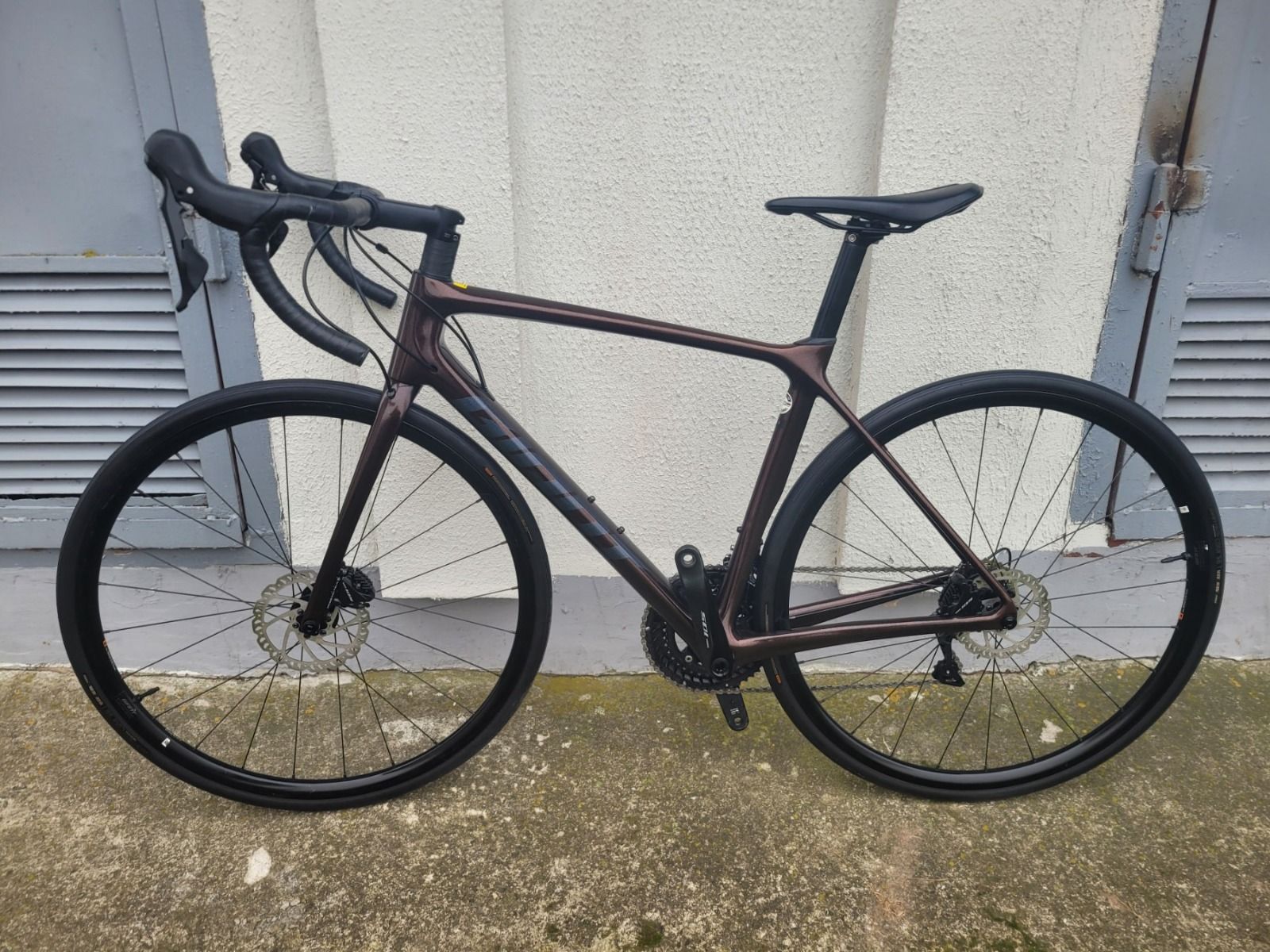 Карбоновый велосипед GIANT TCR Advanced 2 Disc PRO Compact 2024 год.