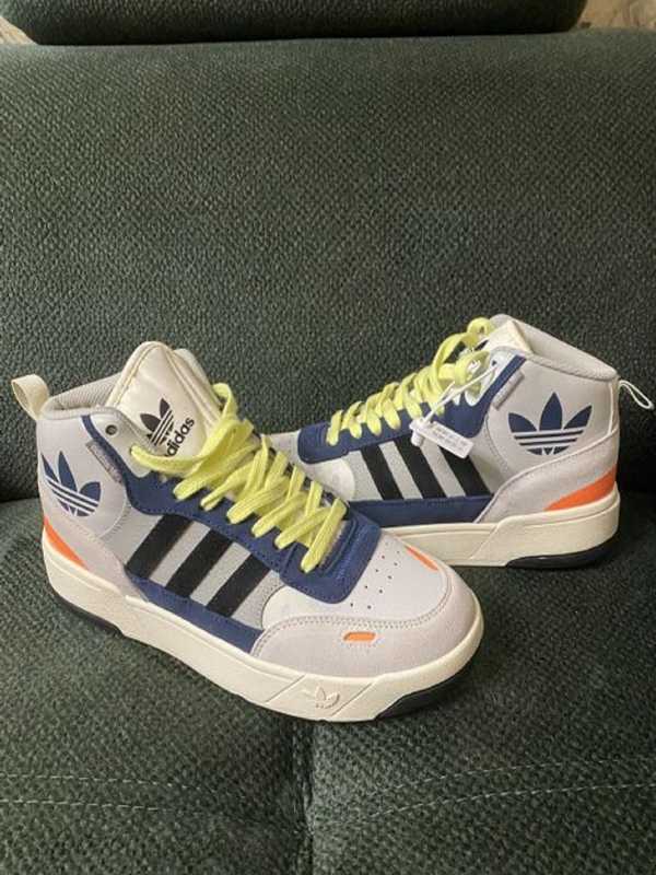 Кроссовки трекинговые новые 42разм