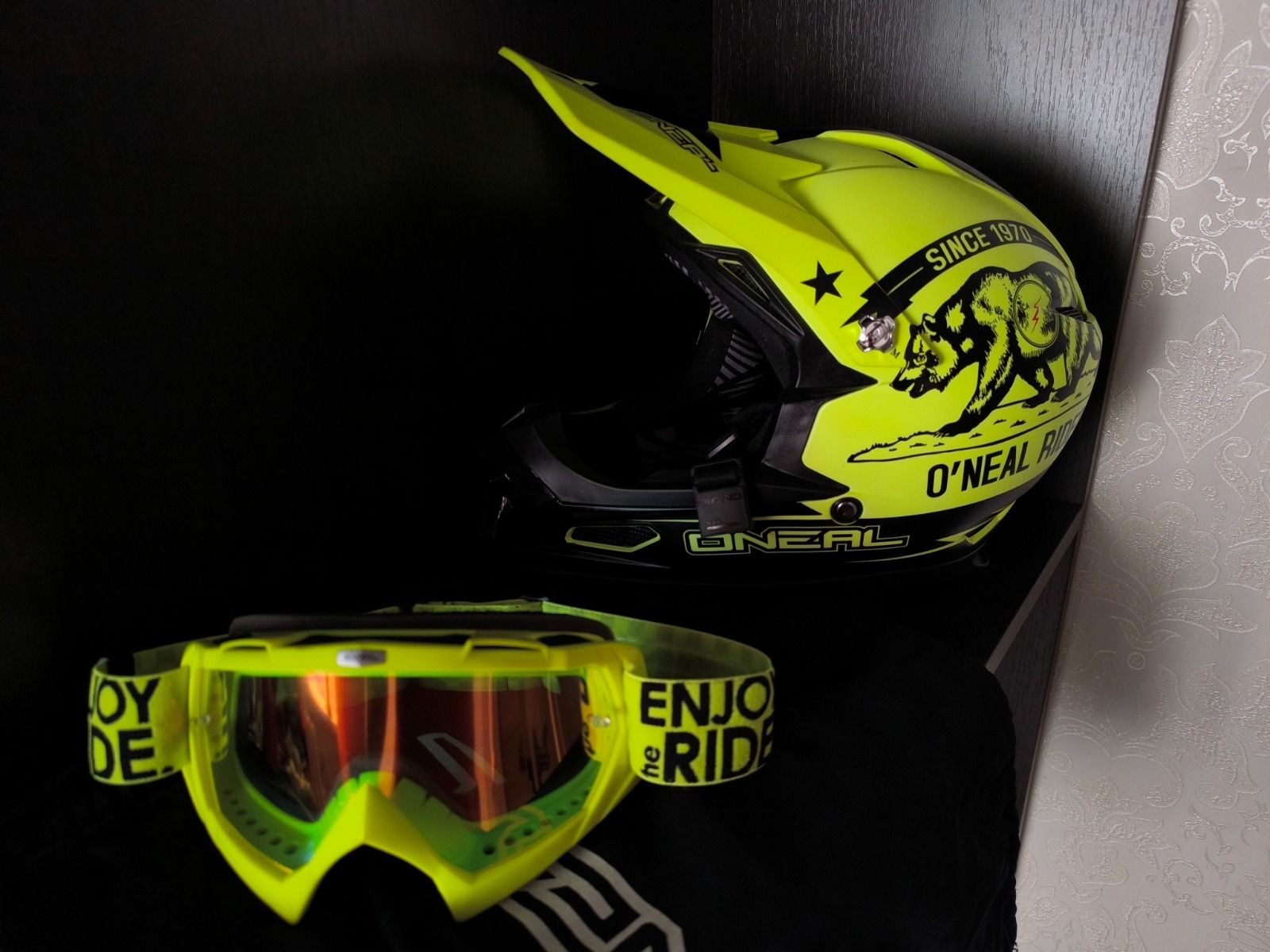 Шлем onel lite fyri M