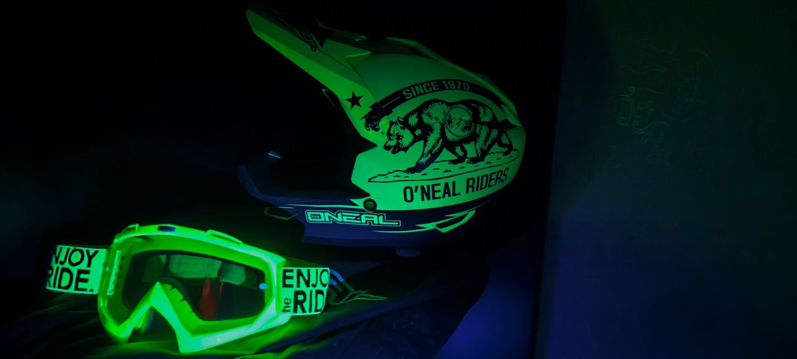 Шлем onel lite fyri M