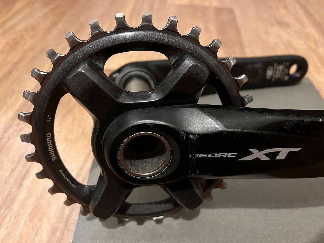 Шатуны Shimano Deore XT M8000 32T