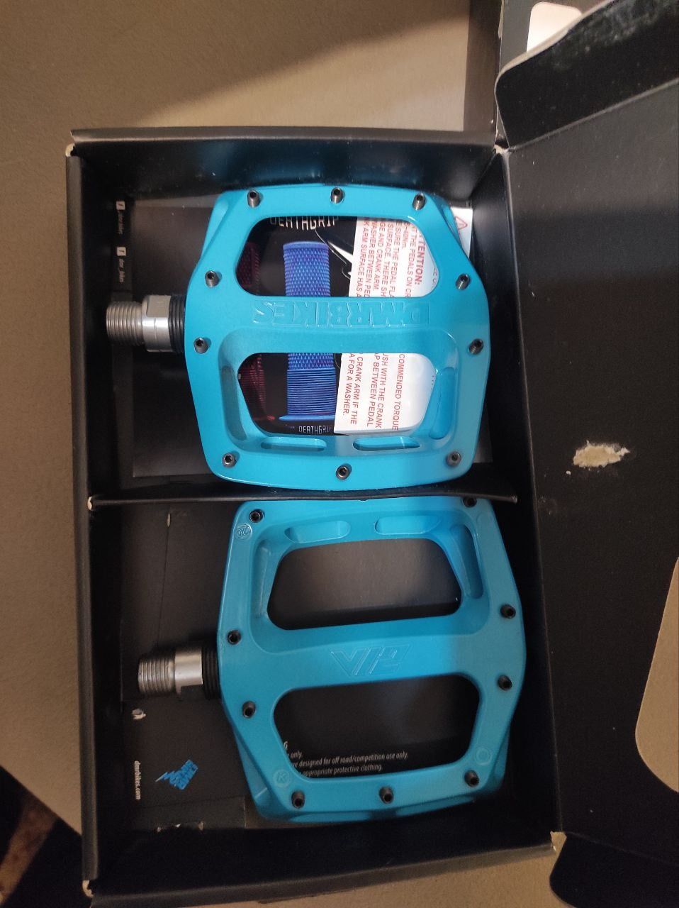 Новые педали DMR V12