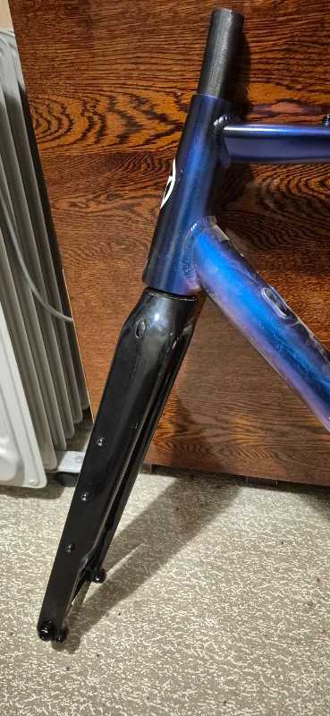 рама(алю)+вилка карбон Atom tundra x11,L размер.