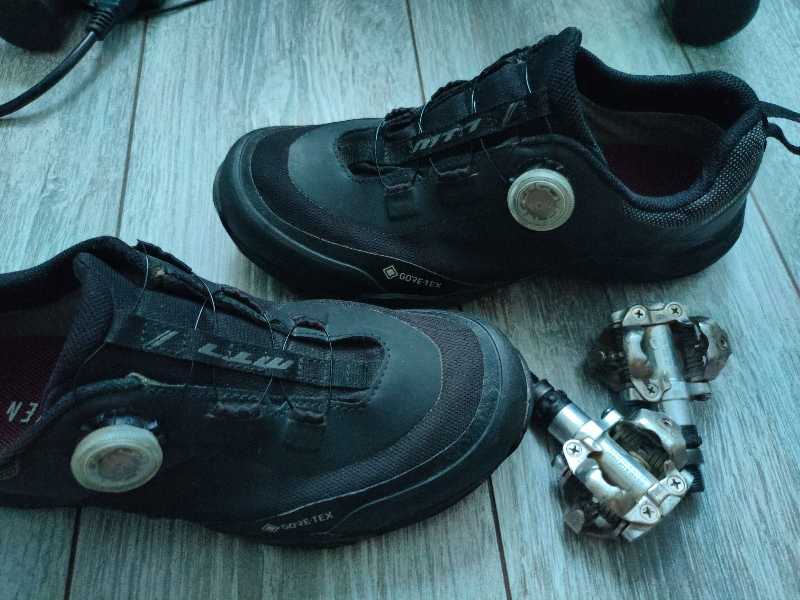 Велосипедные ботинки 42р shimano  MTB MT7