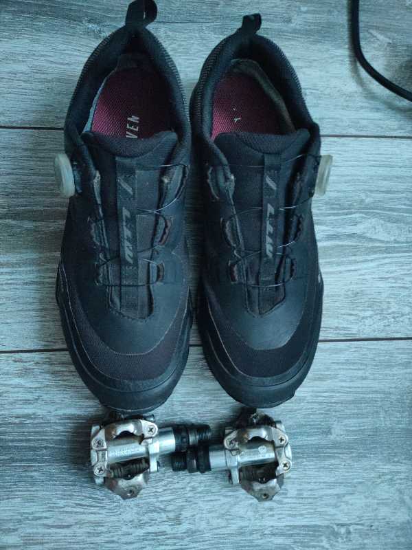 Велосипедные ботинки 42р shimano  MTB MT7