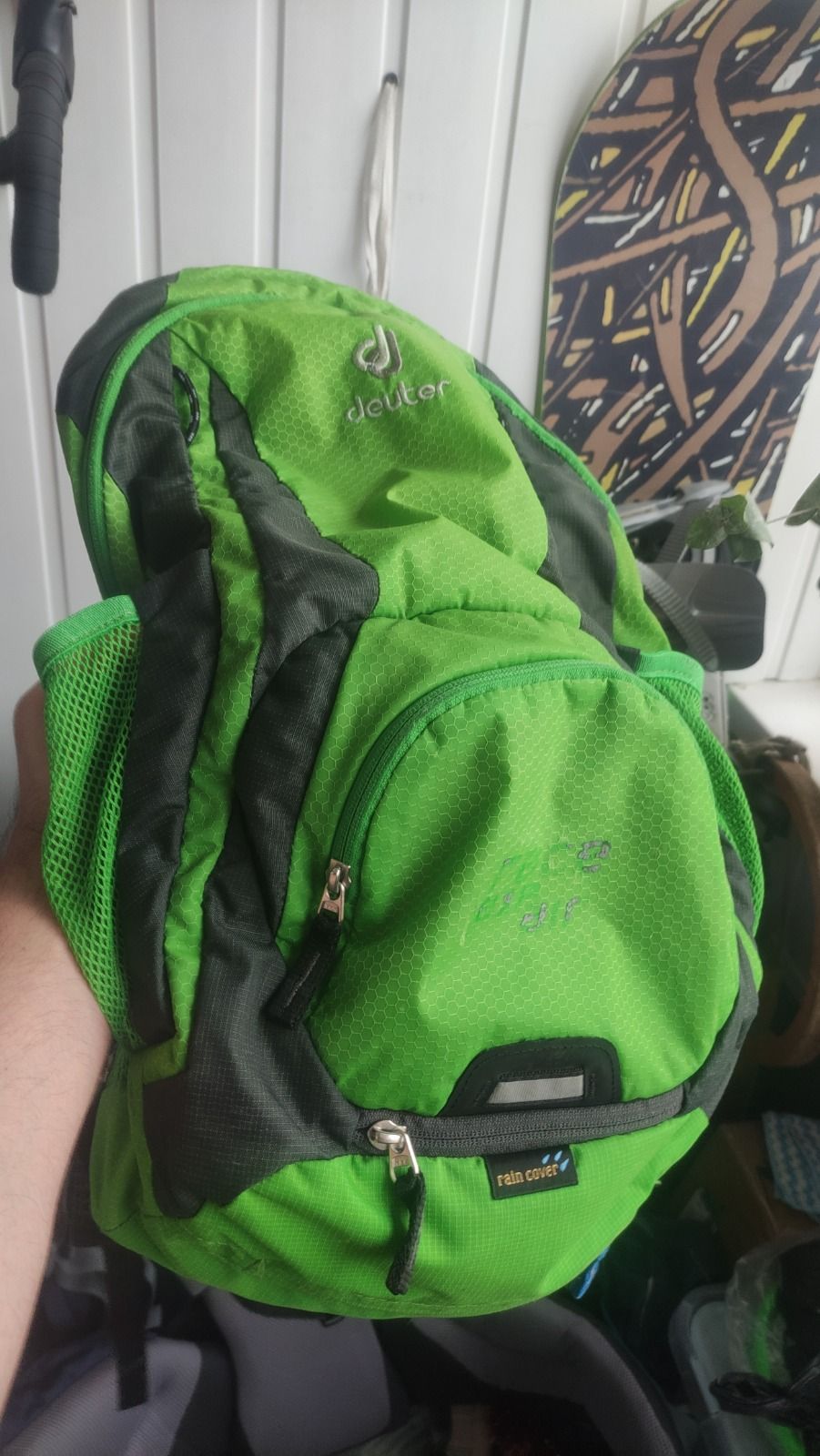 Рюкзак Deuter RACE EXP AIR Безвозмездно. Под восстановление. Либо так можно носить :).