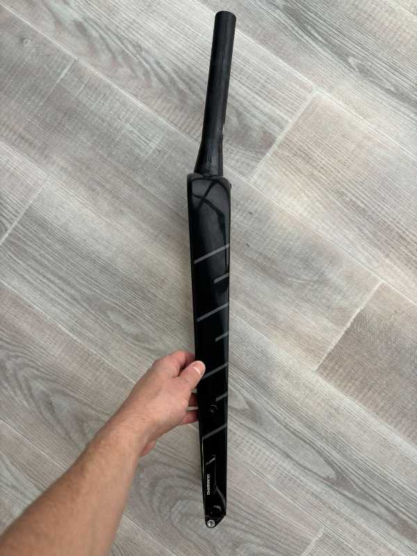 Карбоновая вилка Kross Esker 7.0 12x100