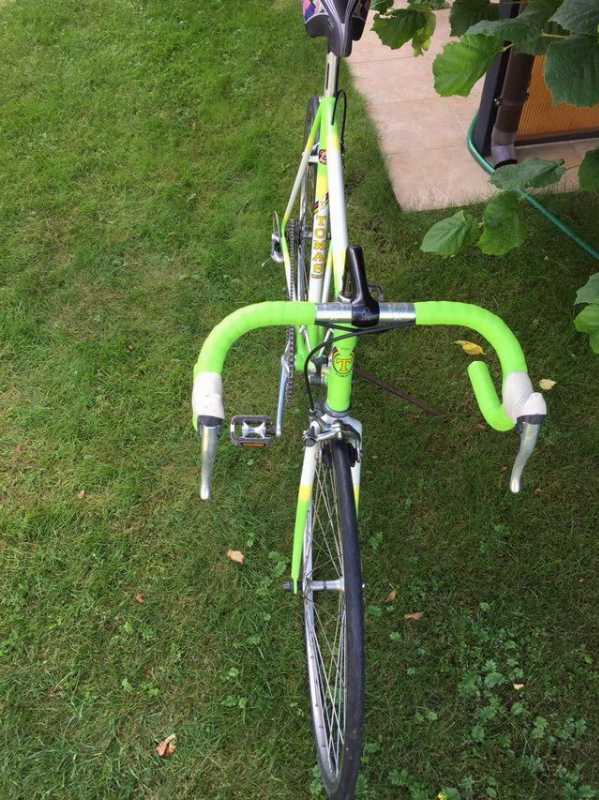 Шоссейный велосипед