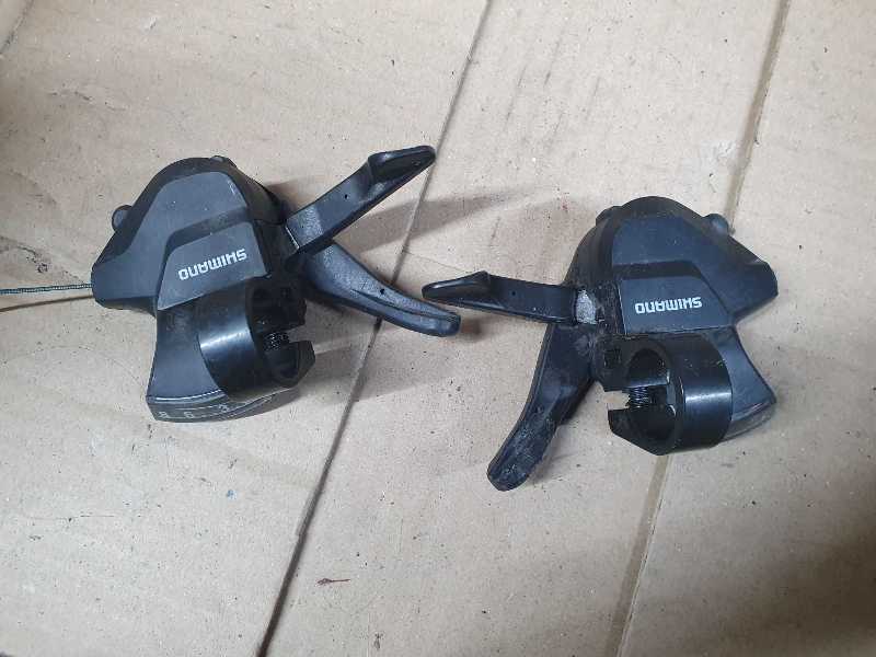 манетки shimano 3х8