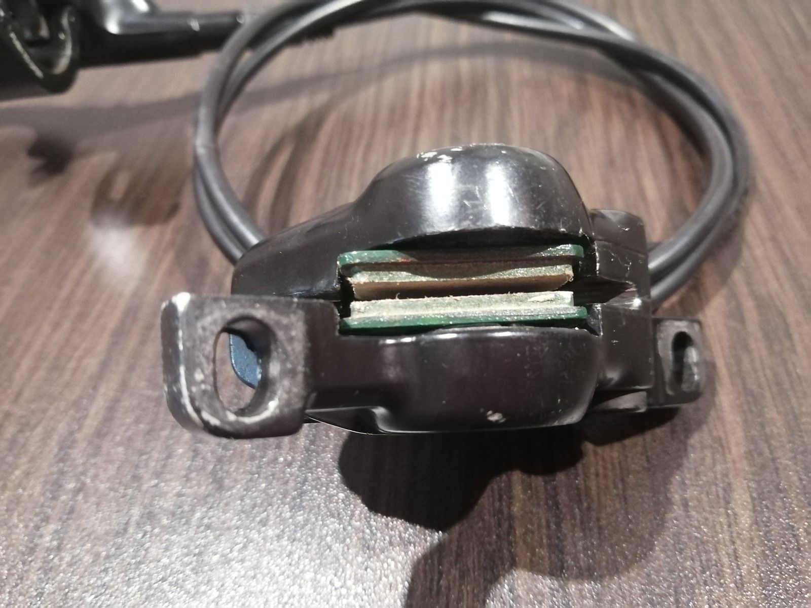 Передний тормоз shimano m4100/m447